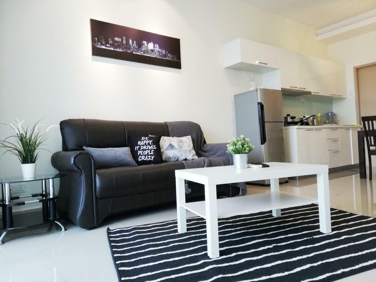 Ara Damansara Oasis Residence, Specious Home 4-8Pax, 8Min Subang Airport, 10Min Sunway Petaling Jaya Extérieur photo