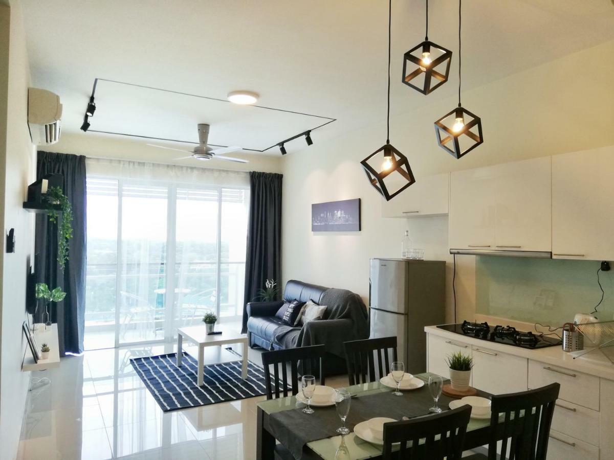 Ara Damansara Oasis Residence, Specious Home 4-8Pax, 8Min Subang Airport, 10Min Sunway Petaling Jaya Extérieur photo